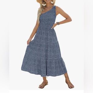 Elegant Blue One-Shoulder Maxi Dress